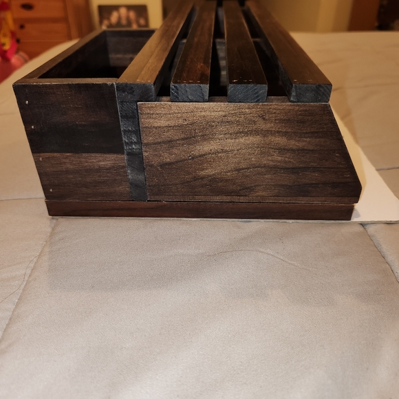 MAIL AND KEY RACK - NEW - Picture 5 of 9